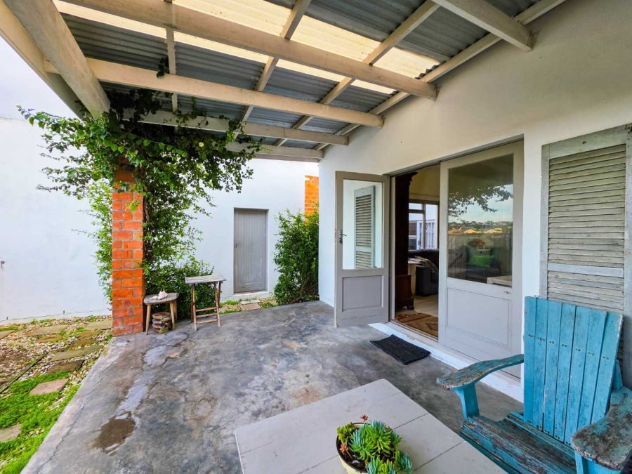 5 Bedroom Property for Sale in Stilbaai Wes Western Cape
